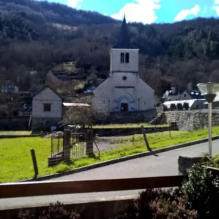 De Charme A Saint Lary - Apartament