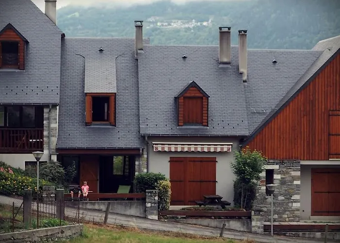 De Charme A Saint Lary - Apartment *